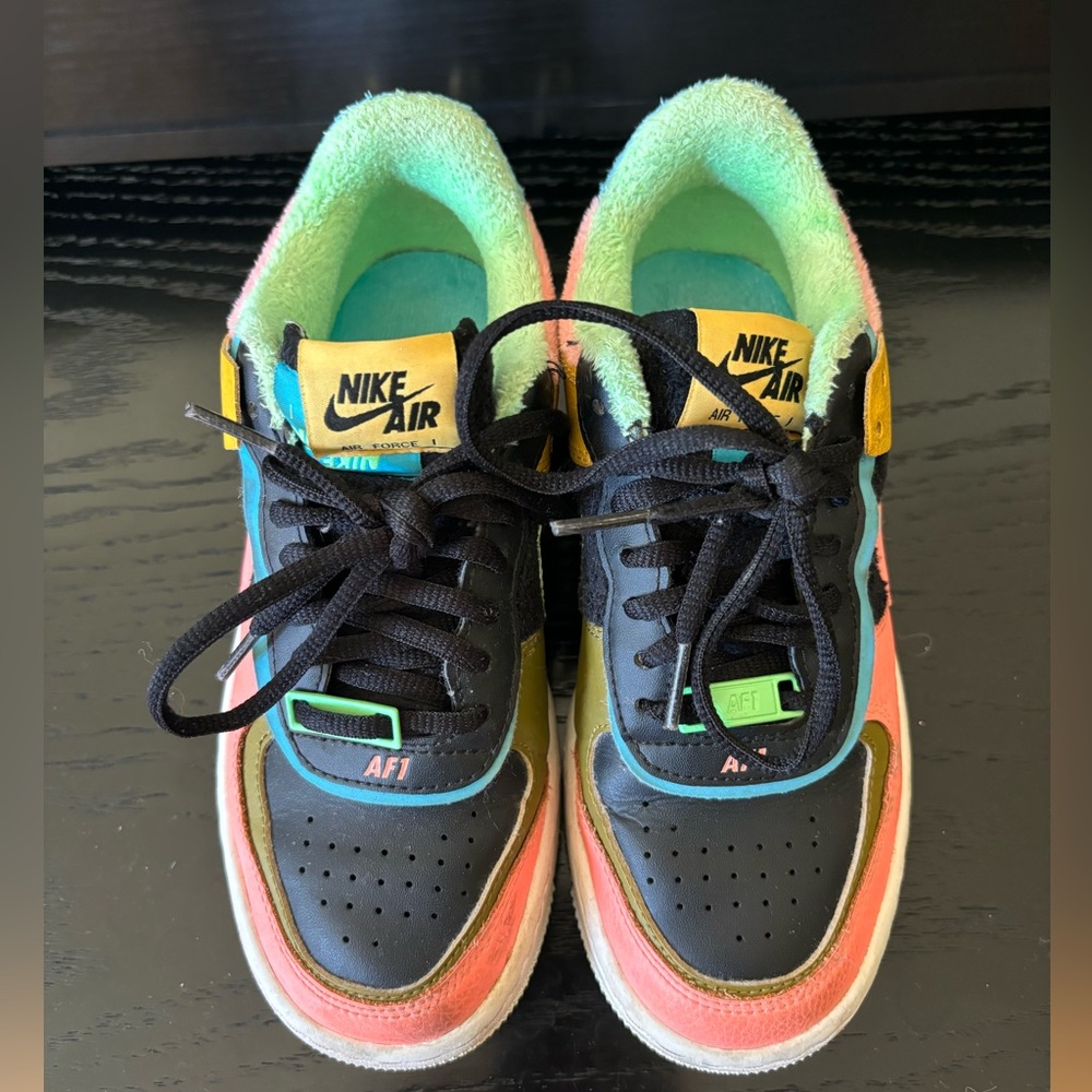 👟Nike Air Force 1 brand woman size 5